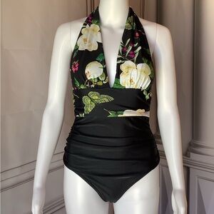 **CUPSHE** Women's One Piece Swimsuit S